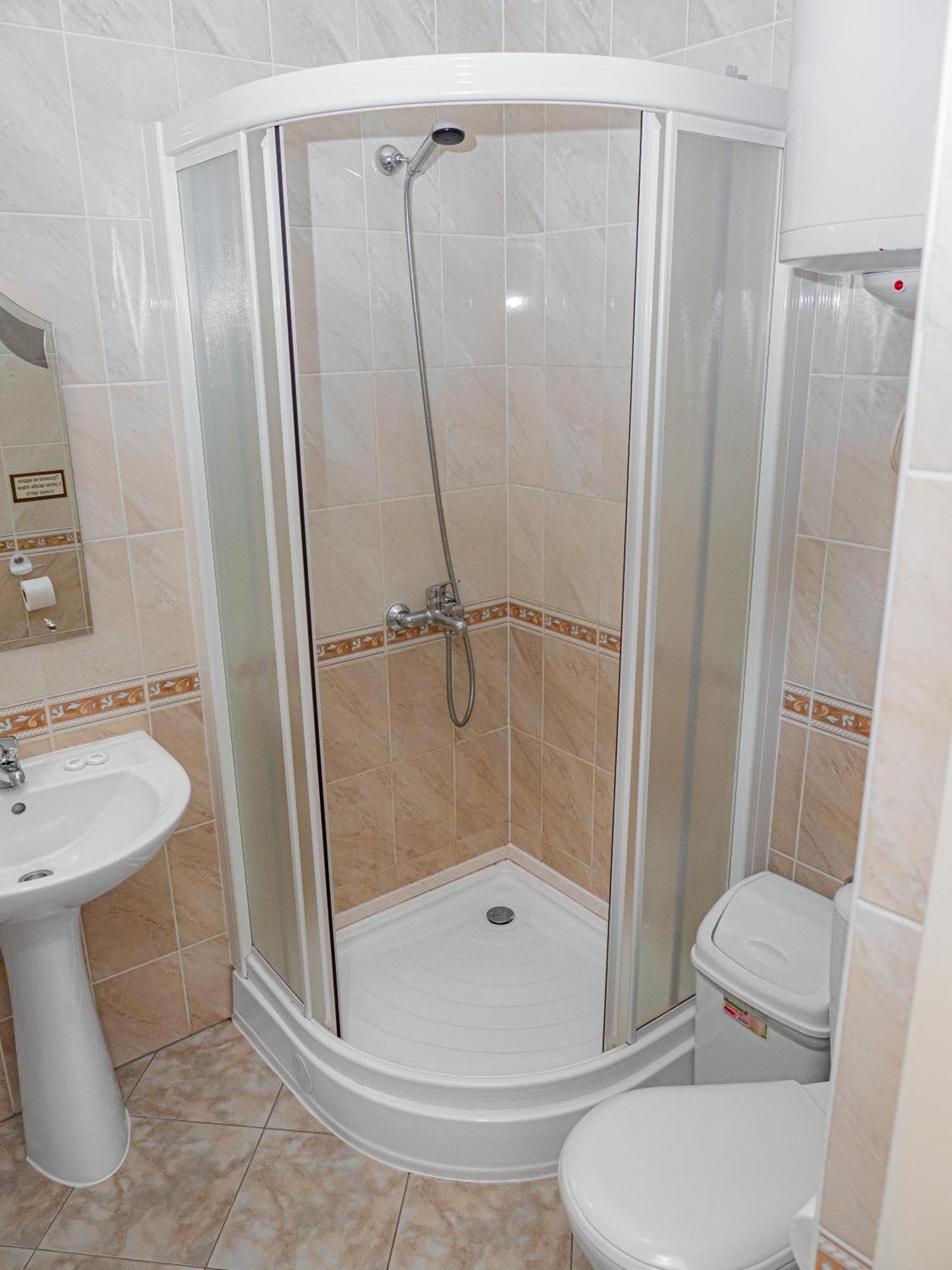 Оаза Hotel Dragobrat Luaran gambar