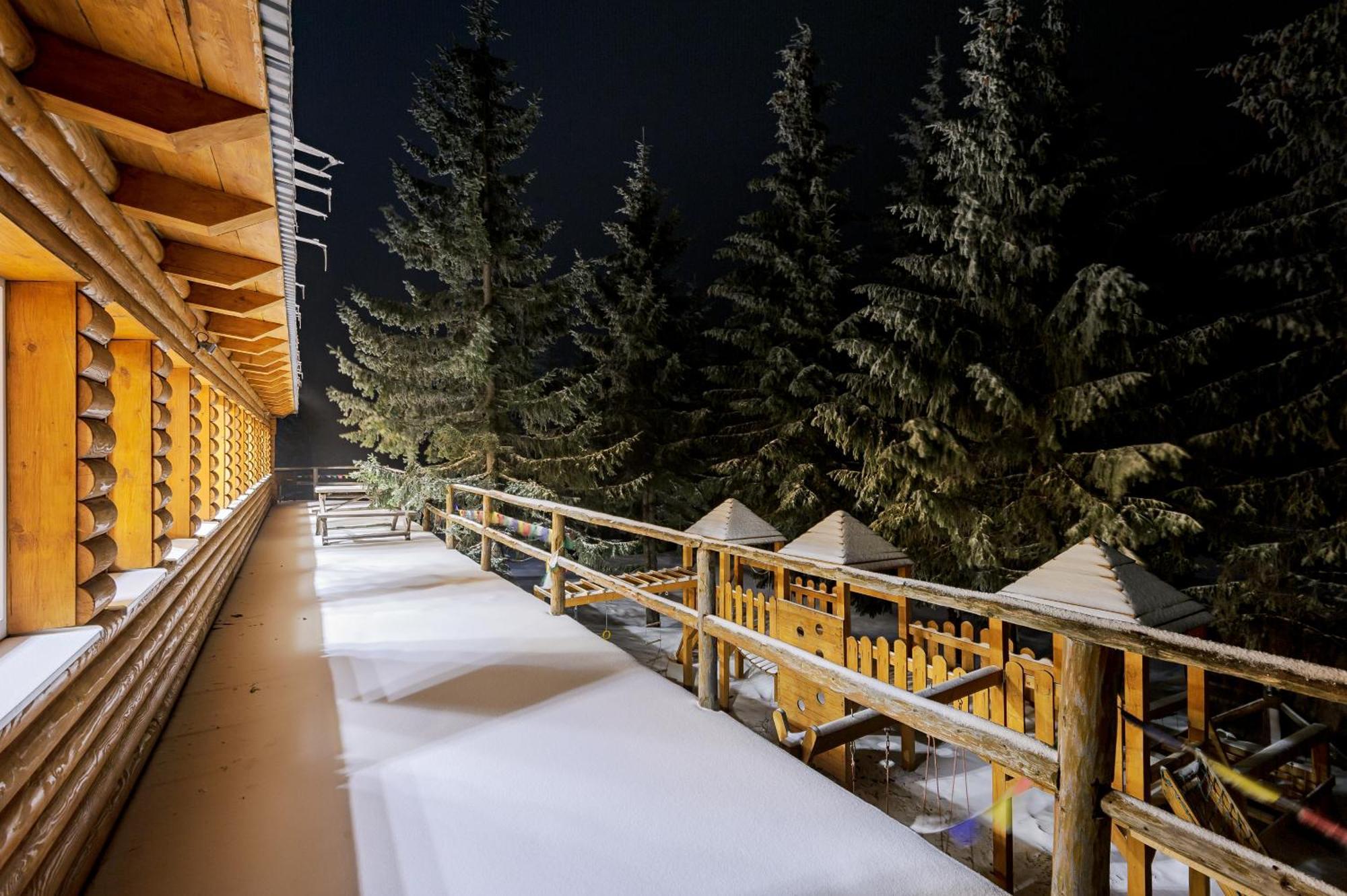 Оаза Hotel Dragobrat Luaran gambar