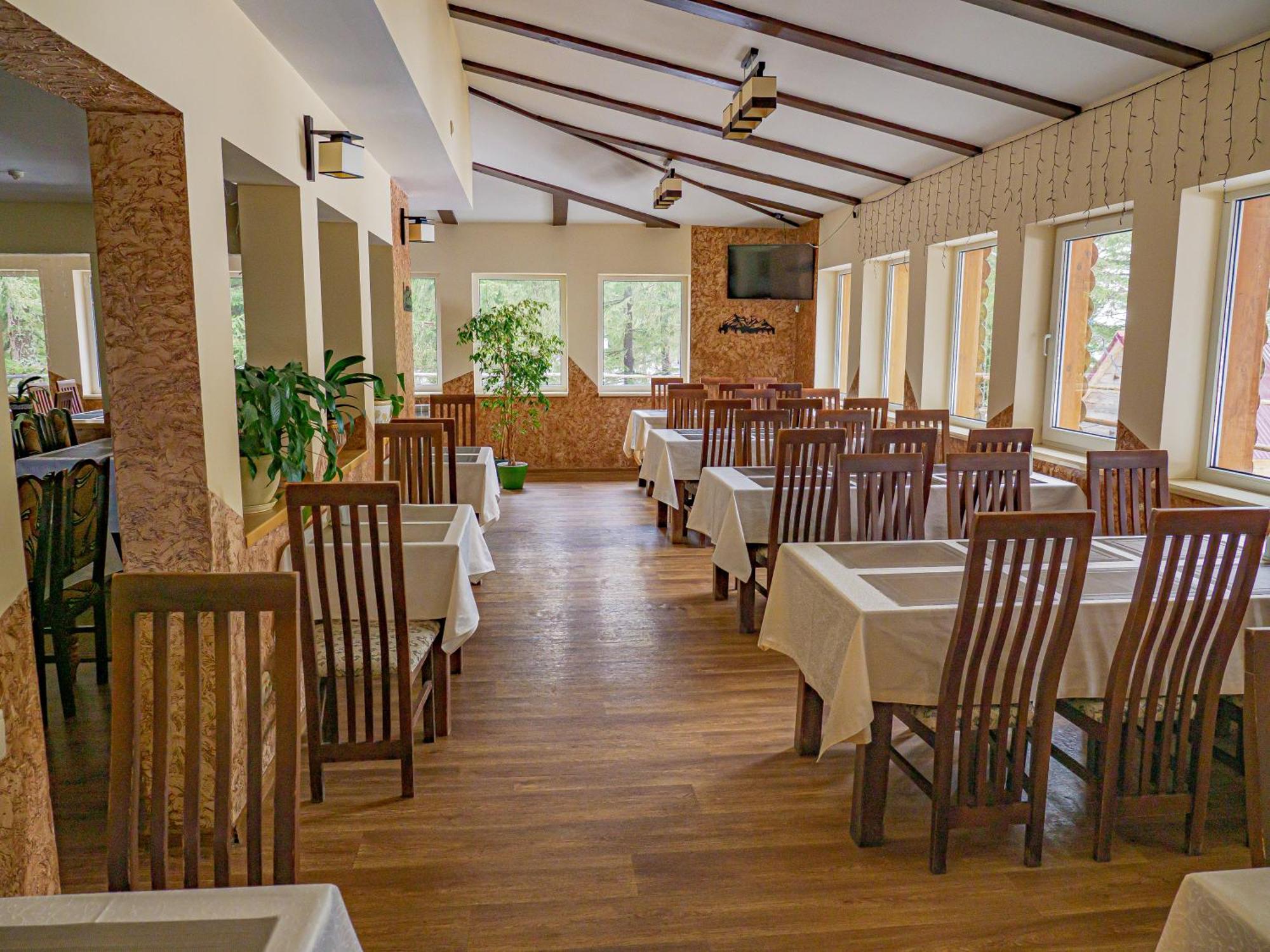 Оаза Hotel Dragobrat Luaran gambar